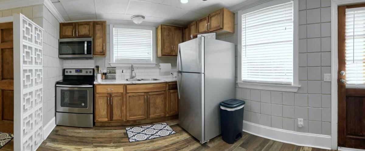 Amazing Cottage - Located On Blue Mile - Close To Gsu! 스테이츠보로 외부 사진