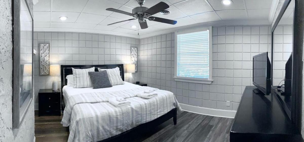 Amazing Cottage - Located On Blue Mile - Close To Gsu! 스테이츠보로 외부 사진